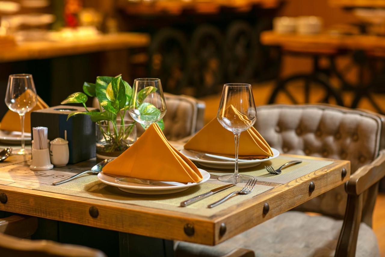 Nesta Hotel Saigon Ho Şi Min Dış mekan fotoğraf